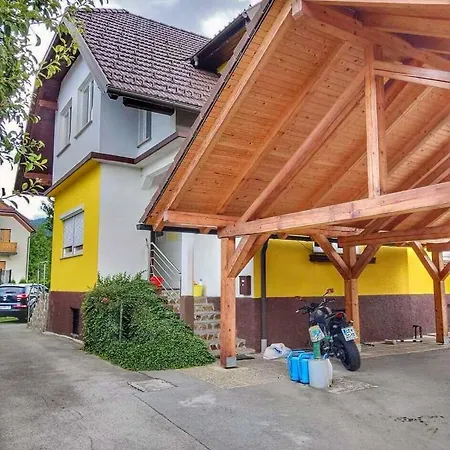 Apartma *